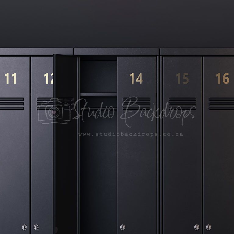 SCHO5 Black Lockers