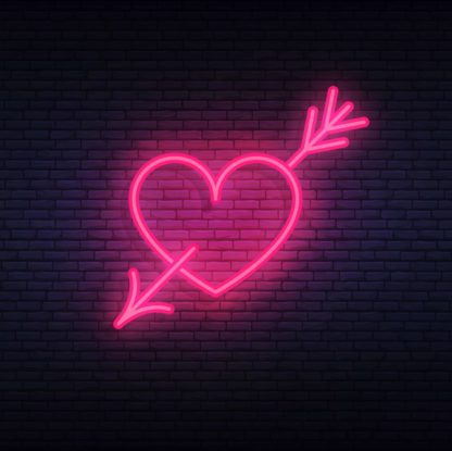 HEART23 Animated Wall with Arrow and Heart