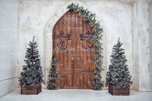 C70 Wooden Christmas Door