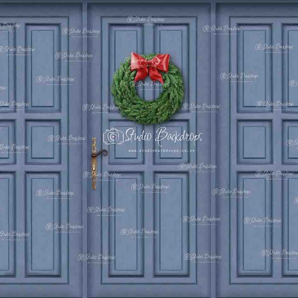 C84 Wreath on Blue Christmas Door