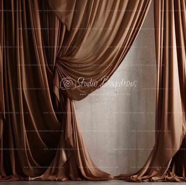 WALL72 Opulent Drapes SQ